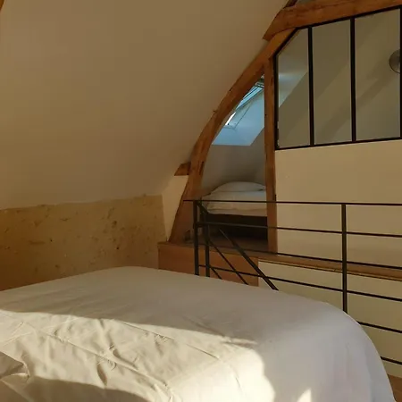 Familiale Pres De La Fleche, Animaux Acceptes - Fr-1-410-476 Bed and Breakfast