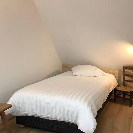 Familiale Pres De La Fleche, Animaux Acceptes - Fr-1-410-476 Bed & Breakfast 3*