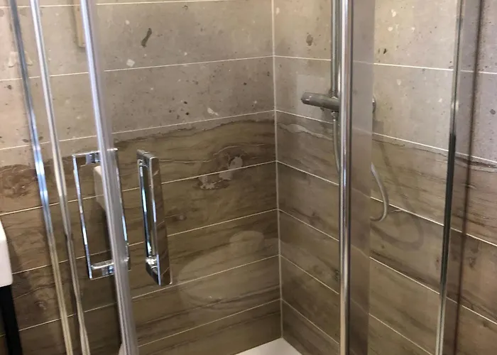 Familiale Pres De La Fleche, Animaux Acceptes - Fr-1-410-476